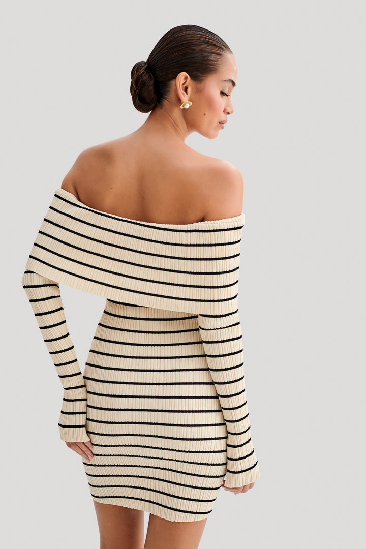 Lila | Off-Shoulder Knit Elegance