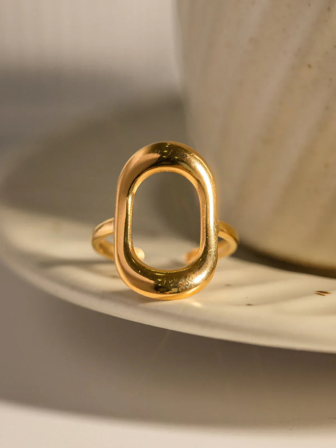 Mikayla Chic Window Ring