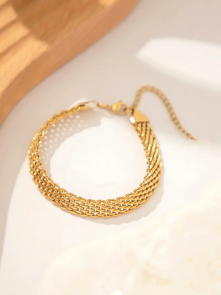 Lorelle Chic Bracelet