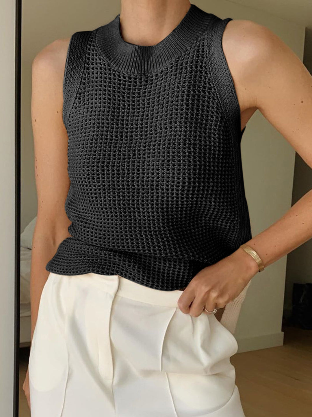 Mia | Everyday Chic Sleeveless Vest