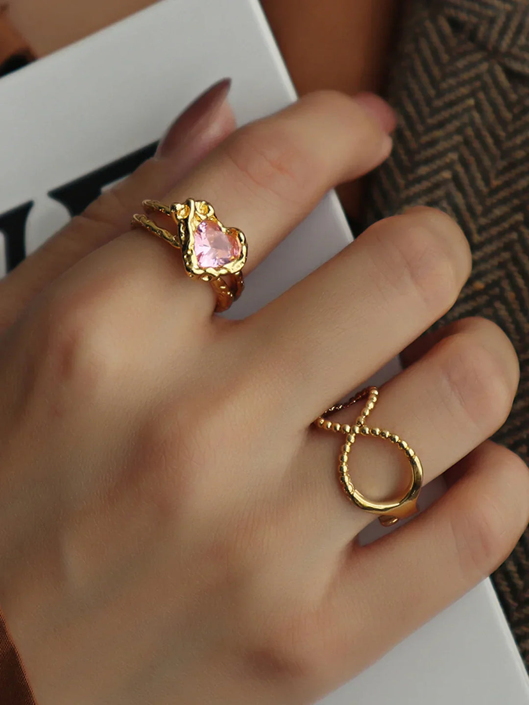 Dazzling Melody Ring