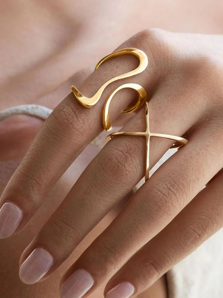 Roma Golden Twist Ring