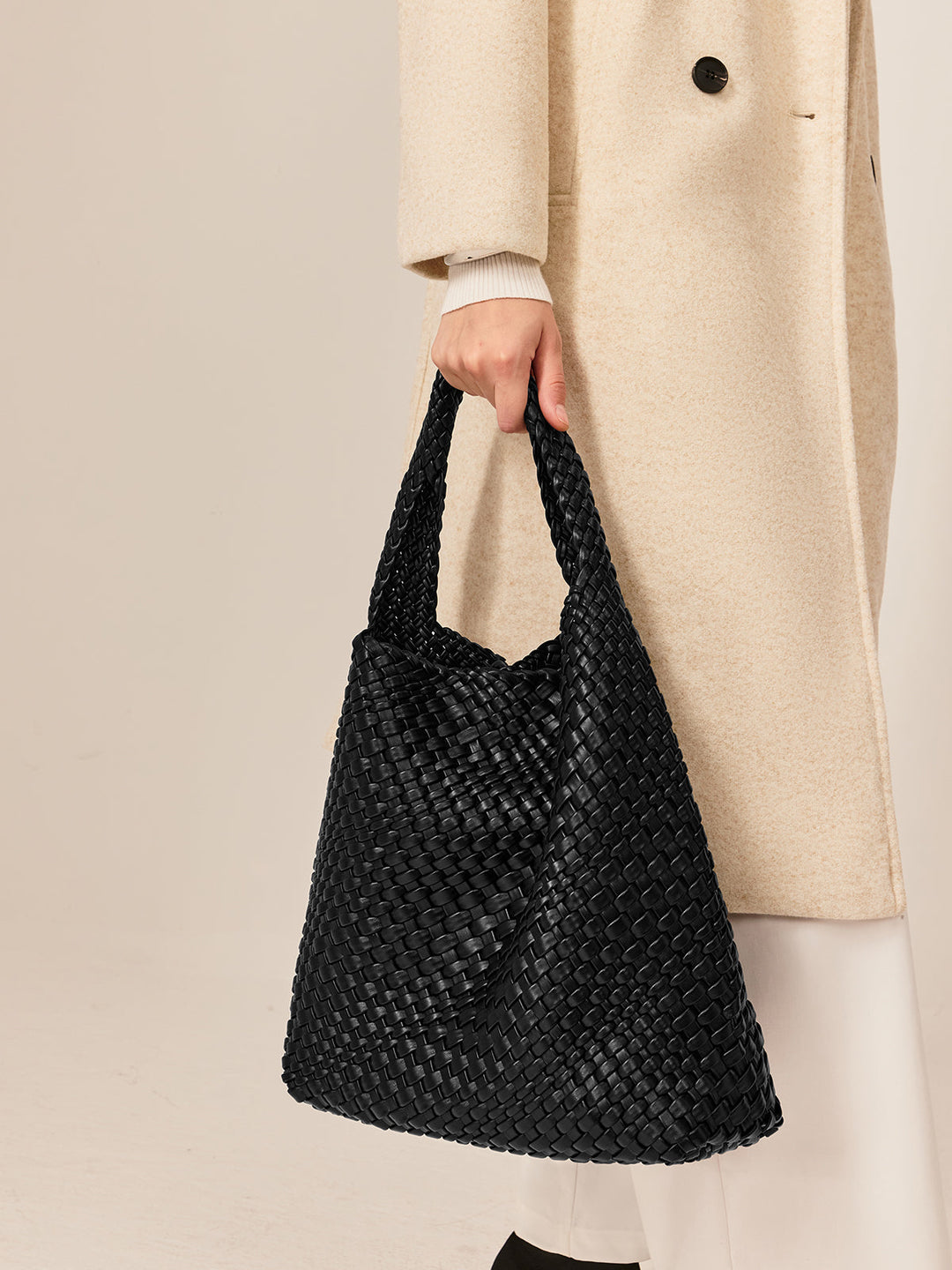 Ivone | High-Capacity Chic Tote