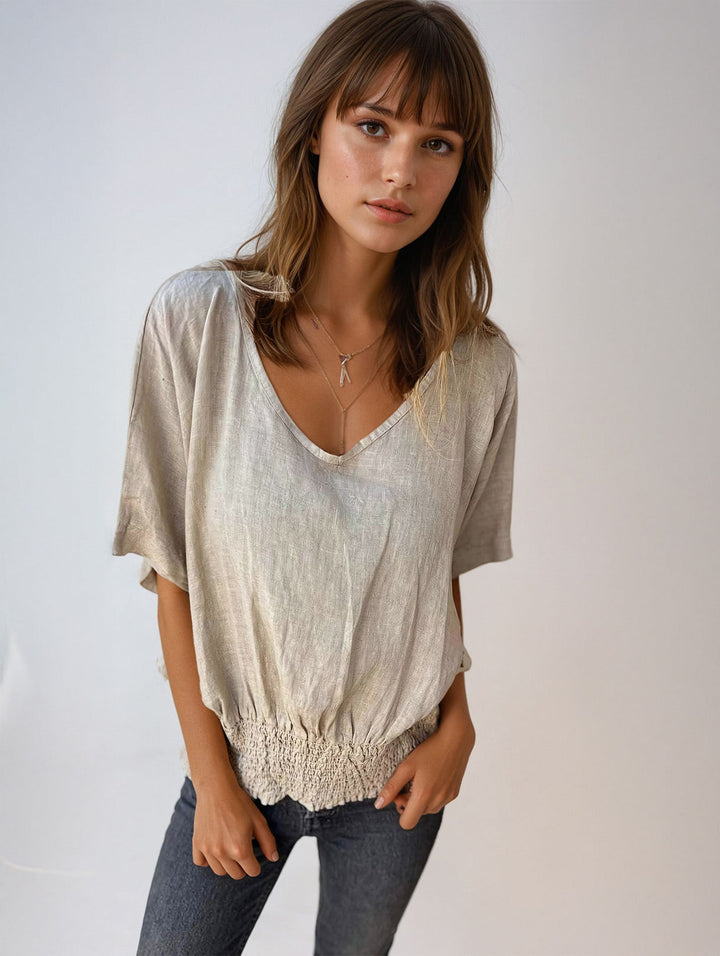 Mila | Casual Chic V-Neck Top