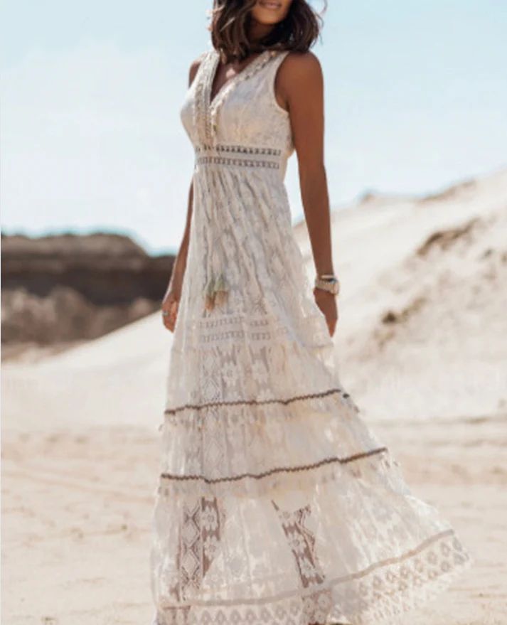 Solenn | Graceful Hollow Lace Maxi Dress